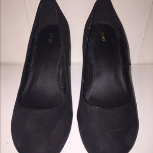 Apt 9 Black Wedges Size 7.5 Medium